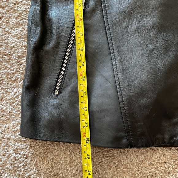 Walter Baker | Black 100% Genuine Sheep Leather Vest | Size Small - Picture 5 of 6